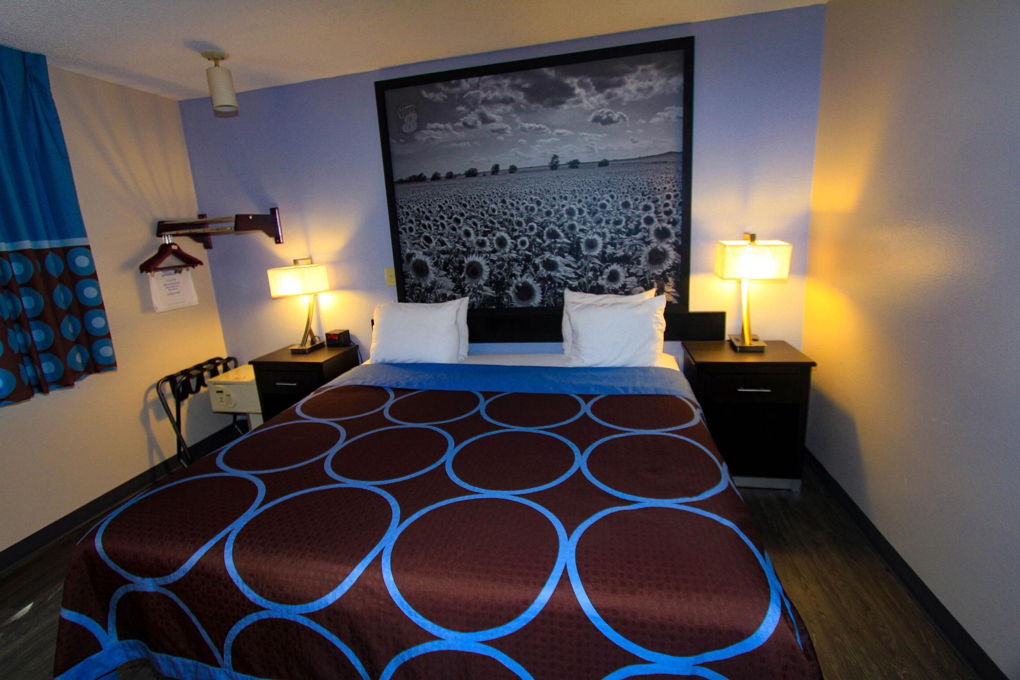 Super 8 By Wyndham Lenexa Overland Park Area/Mall Area Exteriör bild