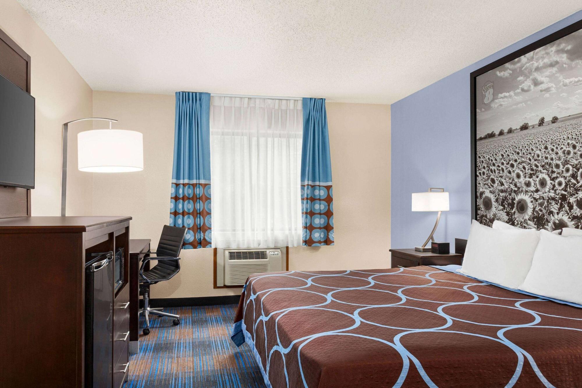 Super 8 By Wyndham Lenexa Overland Park Area/Mall Area Exteriör bild
